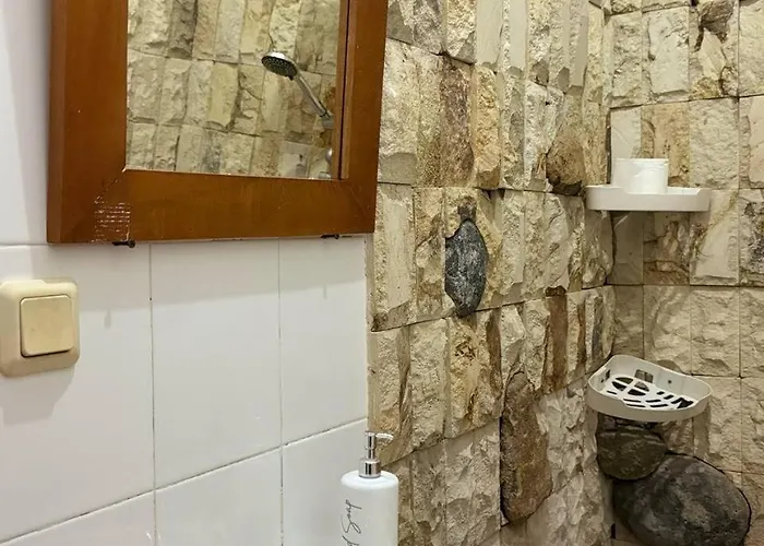 Narafa's Pensión Jasri